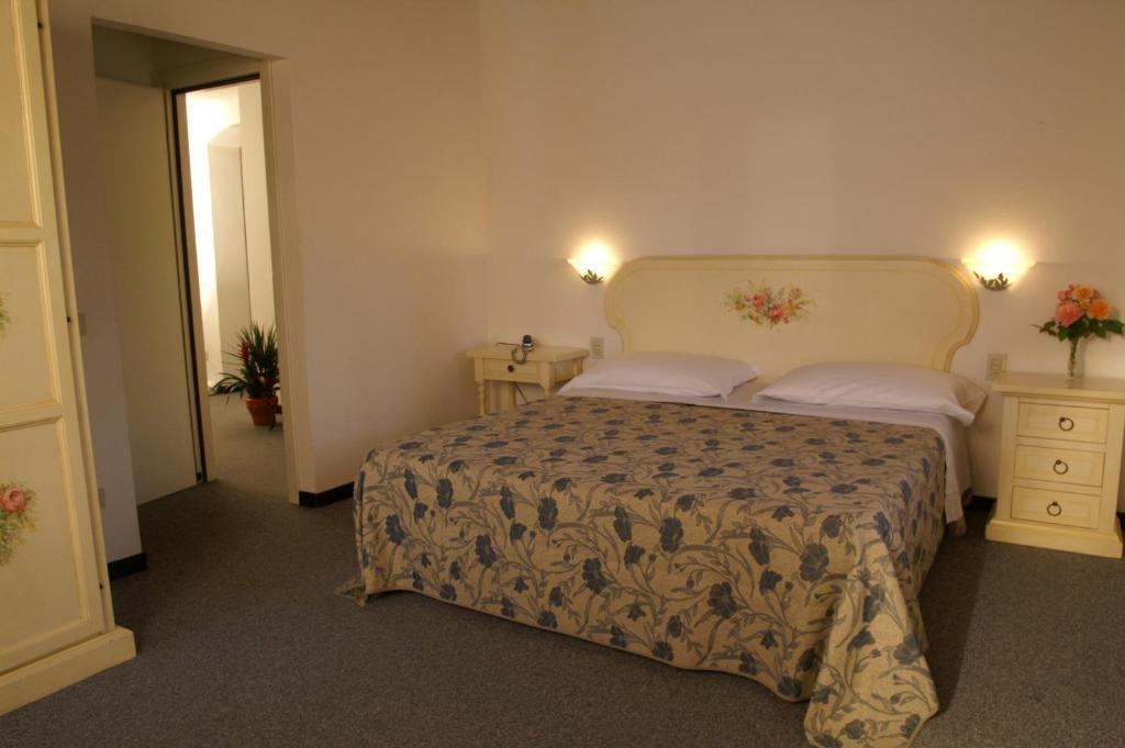סן קאסיאנו ב-ואל די פזה Hotel Calzaiolo חדר תמונה